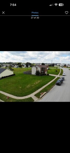 Building Photo - 428 Greathouse Dr