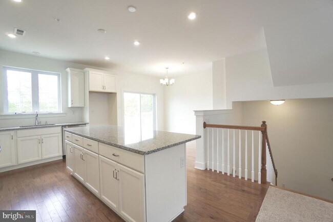 Building Photo - 114 Higher Rock Ct