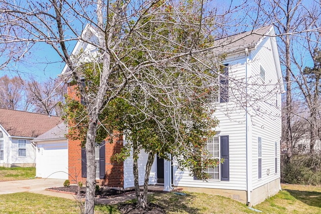 Building Photo - 2436 Celosia Dr