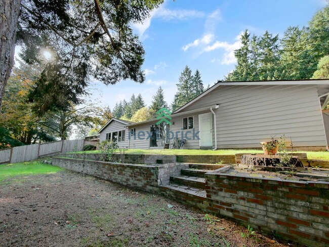 Building Photo - A charming 3-bedroom, 2-bathroom home