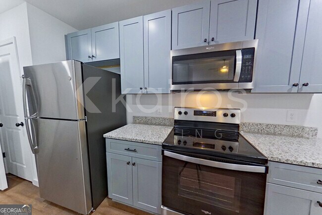 Building Photo - 142 Hughes Dr