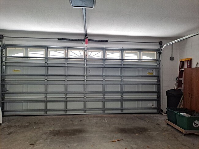 Building Photo - BEACHSIDE NSB FURNISHED RENTAL AVAILABLE MONTHLY!