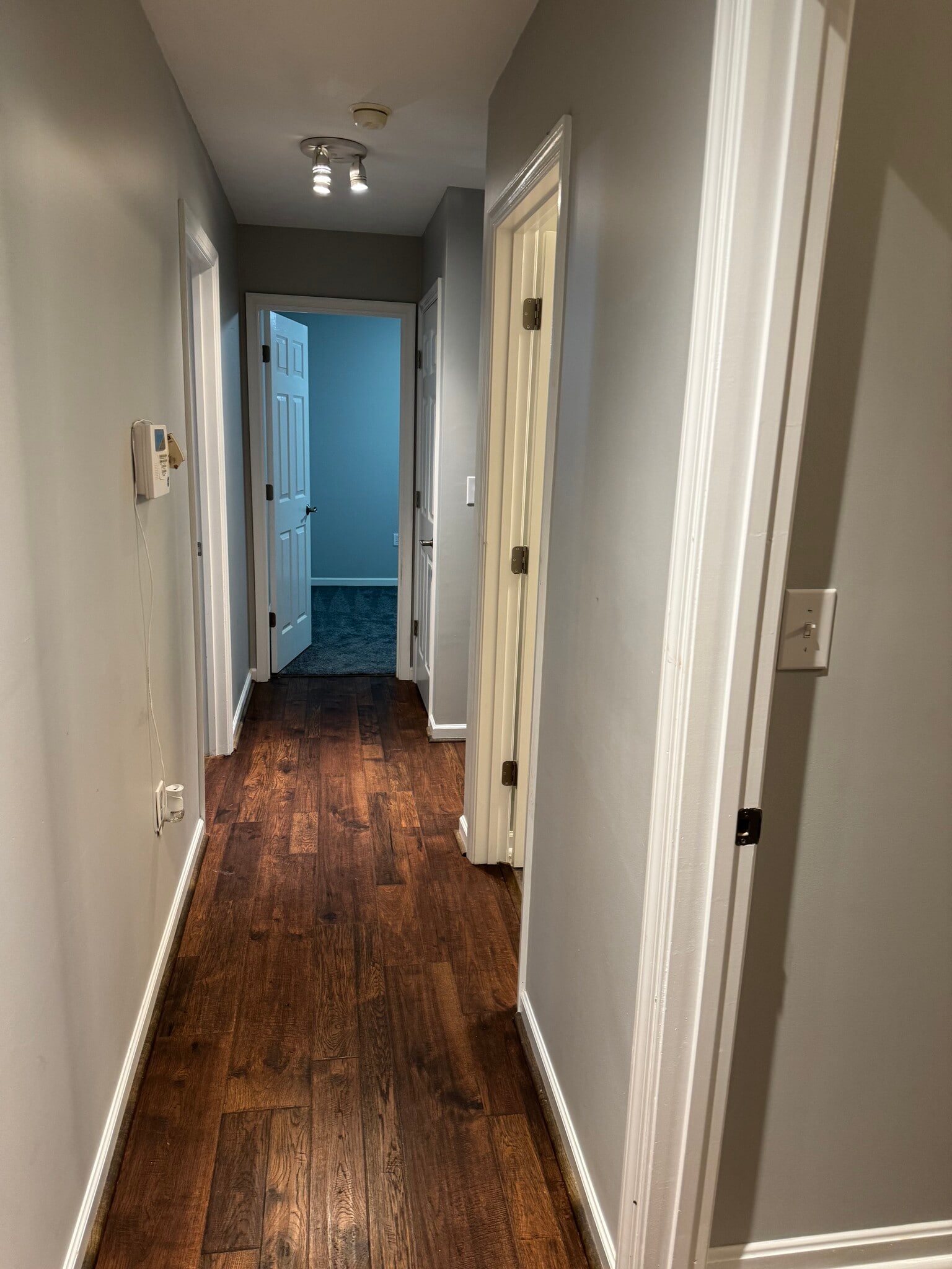 Basement hallway - 644 Edwardian Ln