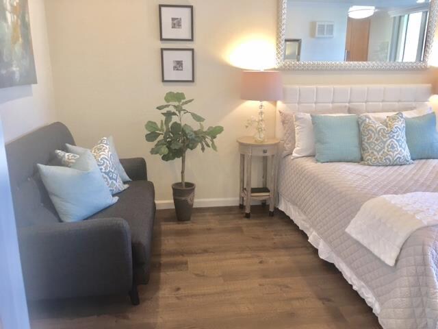 Building Photo - 1614 Hudson St