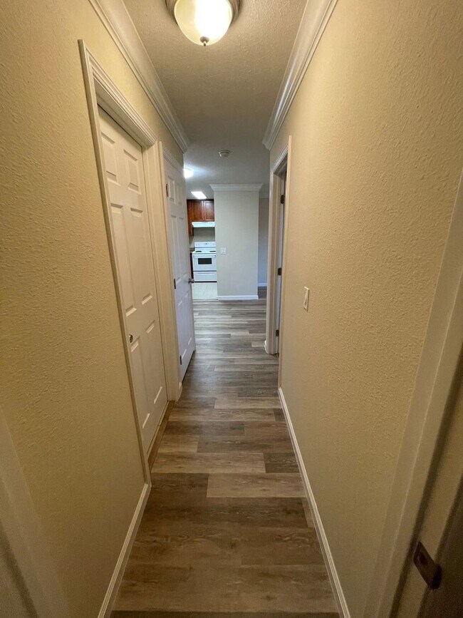 Building Photo - 2375 Tripp Dr
