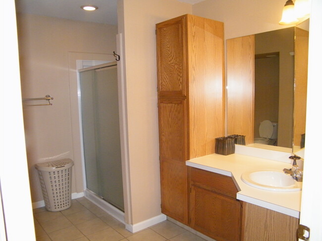 Master Bathroom - 2856 17th Ave