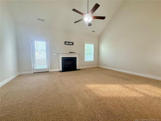 Building Photo - 151 Pittfield Run
