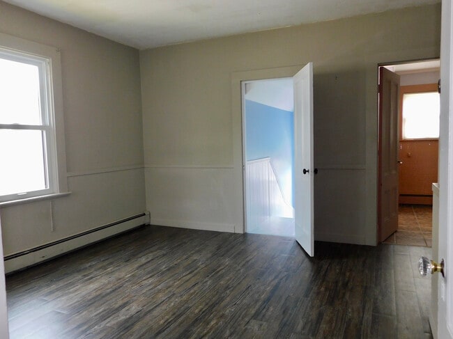 Second Floor Den/Office - 424 Charles St