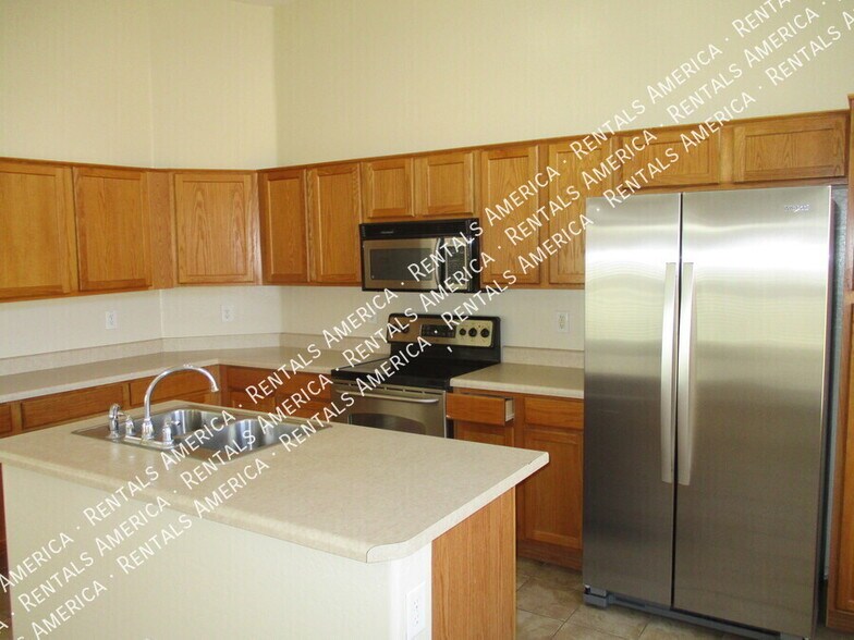Building Photo - 1328 Natasha Dr