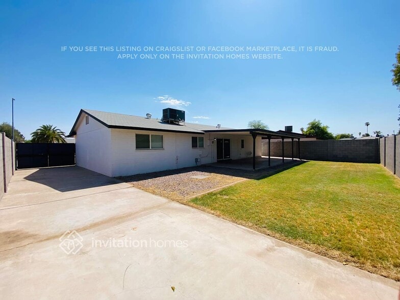 Building Photo - 802 W Monterey Pl