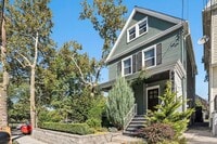 Building Photo - 76 Condict St