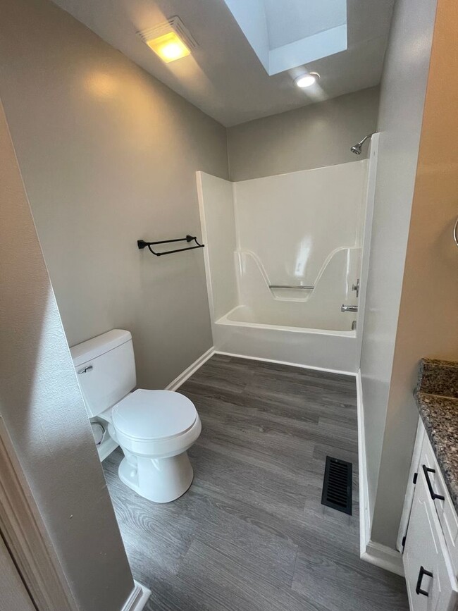 Building Photo - Available now in Amelia Landing Subdivision !!