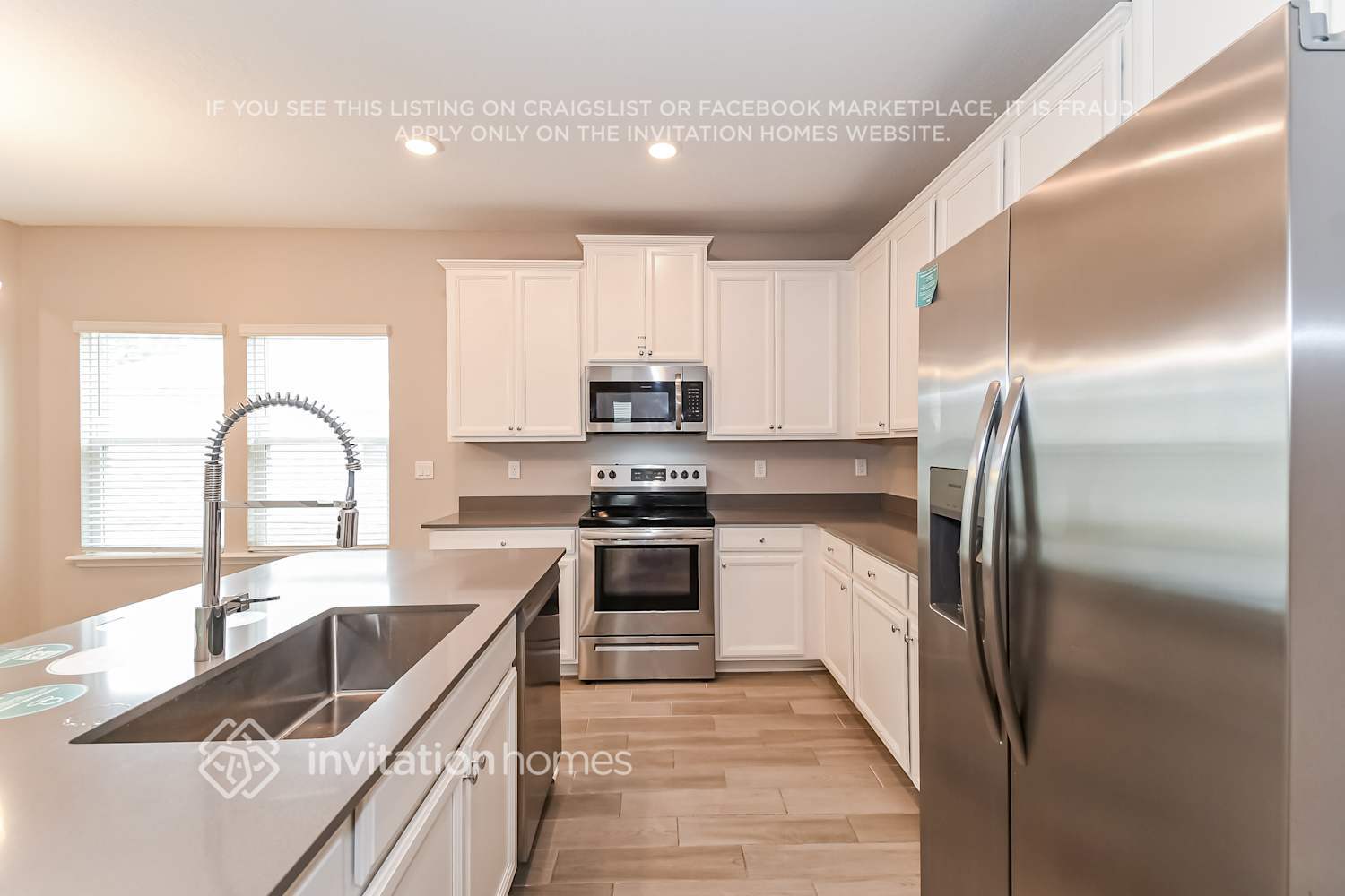 Building Photo - 7954 Thyme Trl