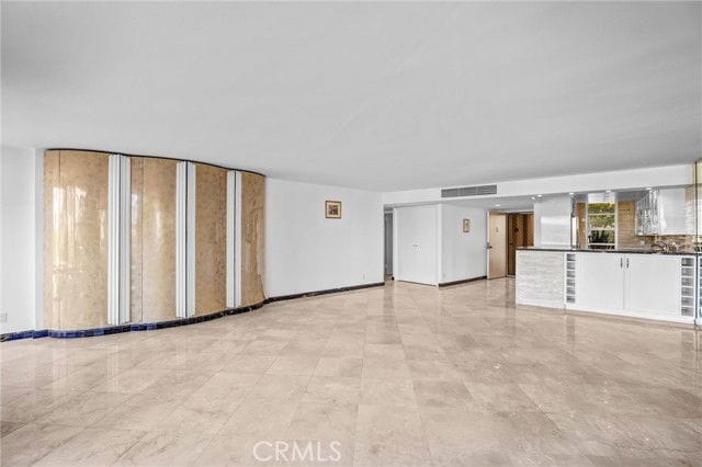 Building Photo - 4337 Marina City Dr