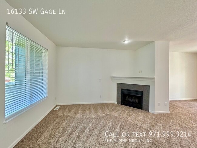 Building Photo - 16133 SW Gage Ln