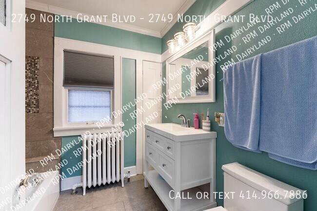 Building Photo - 2749 N Grant Blvd