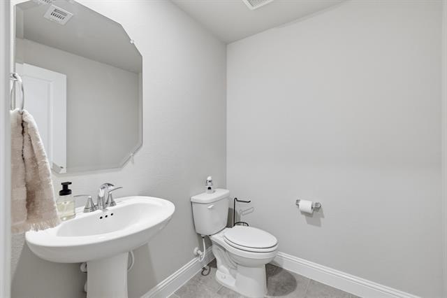 Building Photo - 2724 Big Bend Mews