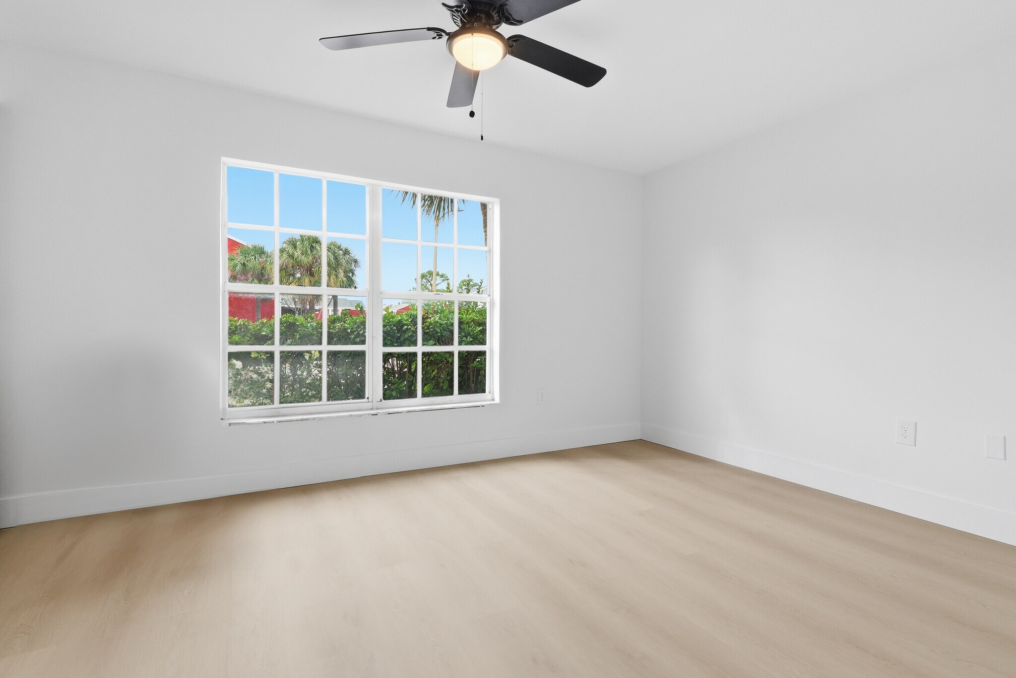 Building Photo - 1024 82nd Terrace N