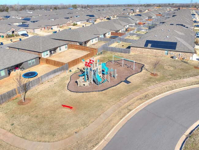 Building Photo - Brand New Home + Mustang Schools + 4 bedrooms + 2 car garage + All Appliances