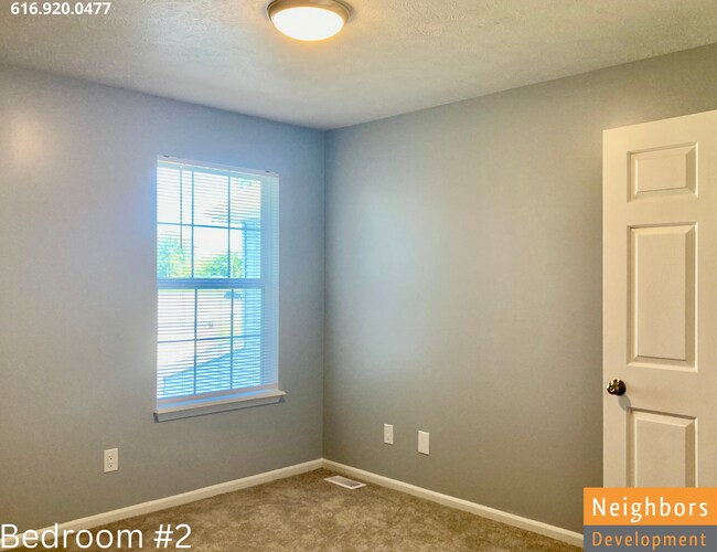Building Photo - 5425 Rivertown Cir SW