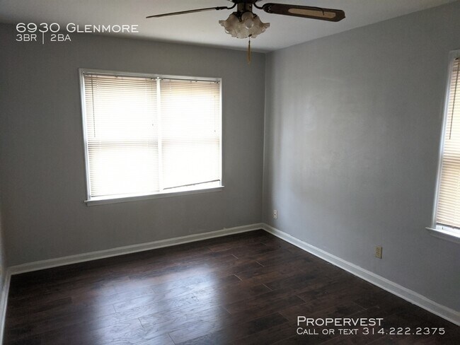 Building Photo - 6930 Glenmore Ave
