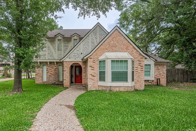 Primary Photo - 5303 Lookout Mountain Dr