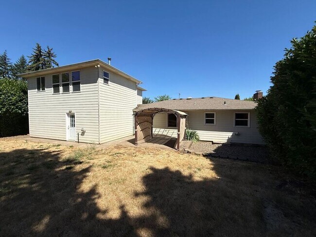 Building Photo - 1740 Glen Creek Rd NW