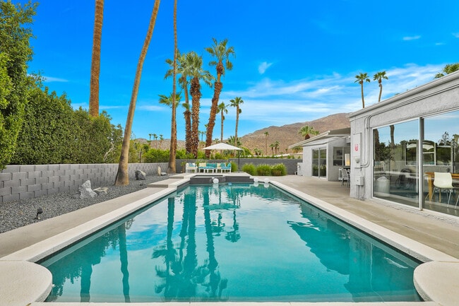 Building Photo - 71520 Gardess Rd