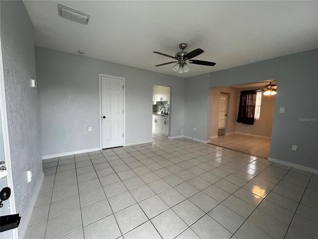 Building Photo - 8630 Aero Ave