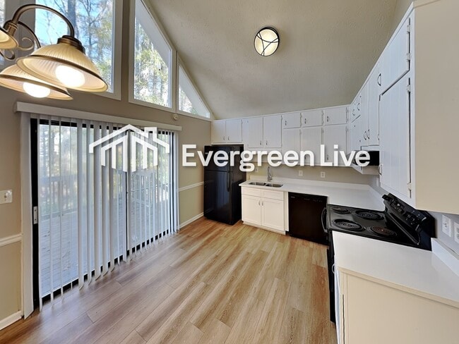 Building Photo - 6335 Cathedral Ln