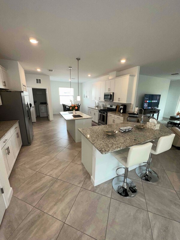 Building Photo - 4980 Seafoam Trl