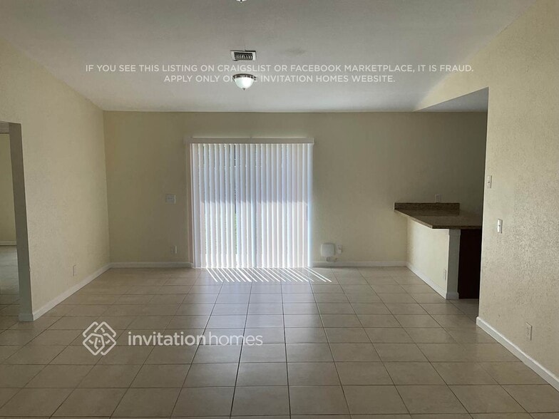 Building Photo - 319 NW 5th Ave