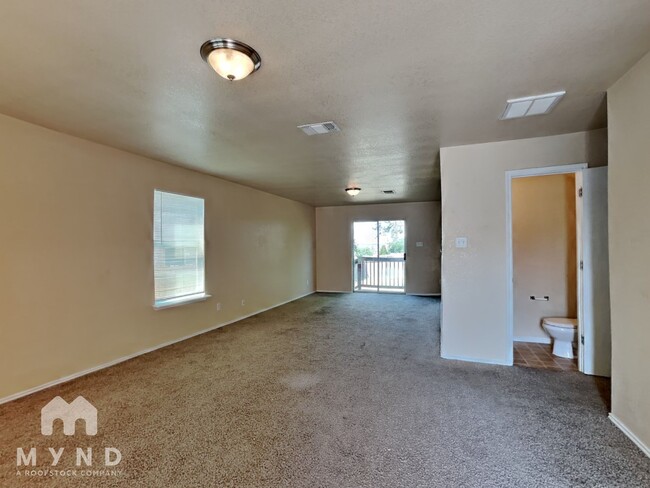 Building Photo - 2707 Cedar Sound