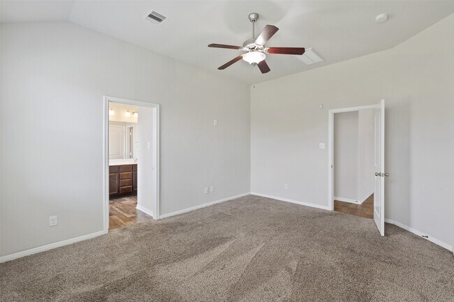 Building Photo - 5126 Chester Springs Ln