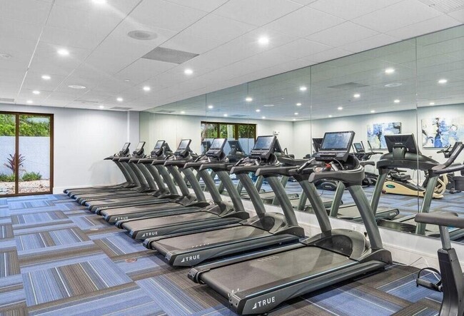 Building Photo - 7380 S Oriole Blvd