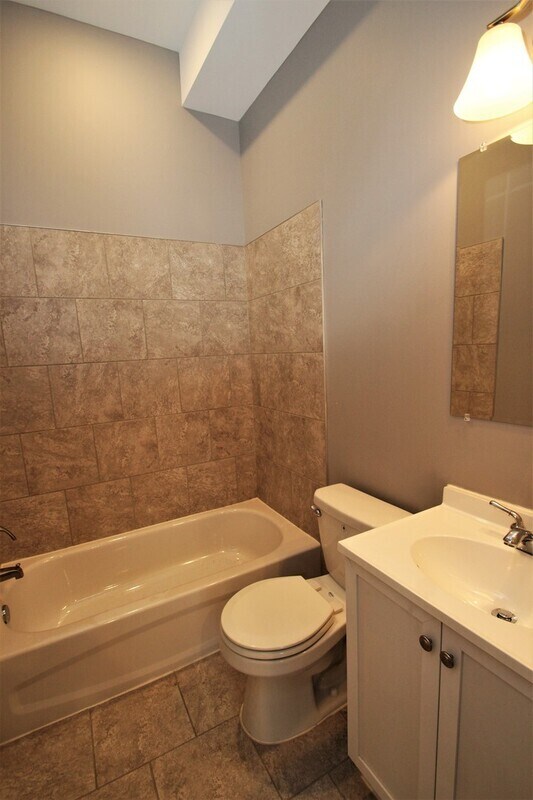 Building Photo - 1017 St Paul St