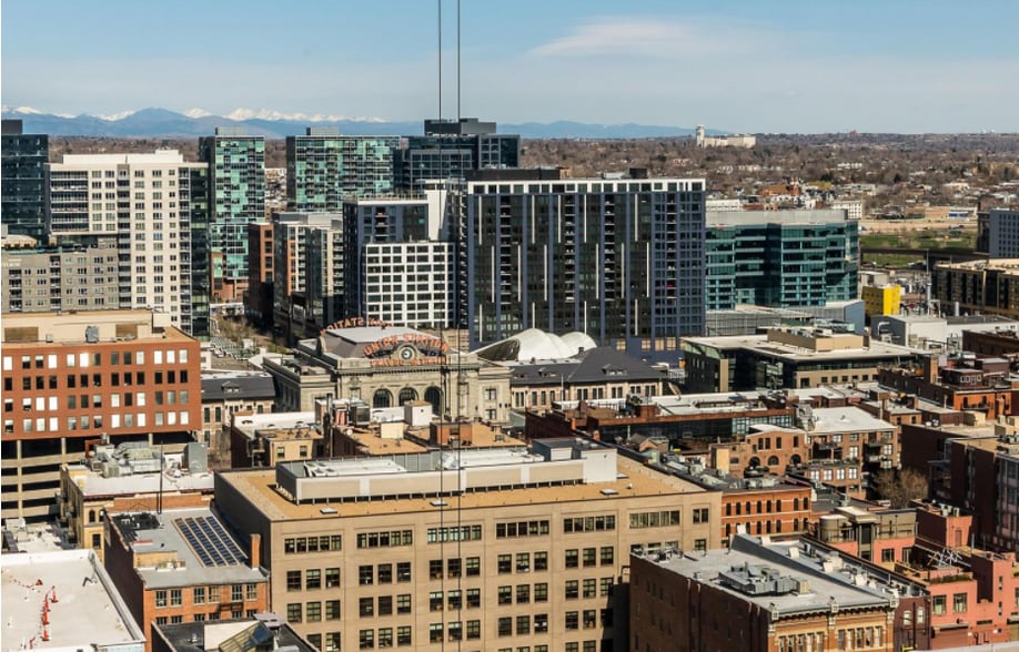 Rooftop View West - 1625 Larimer St