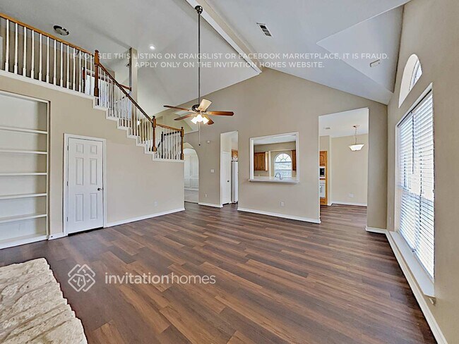 Building Photo - 1656 Churchill Ln