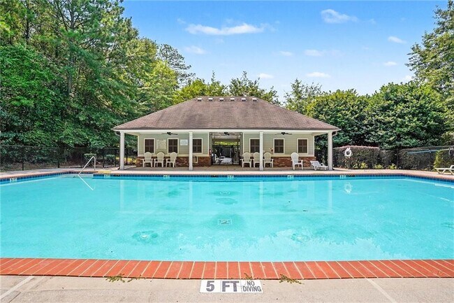 Building Photo - 10139 Benton Woods Dr