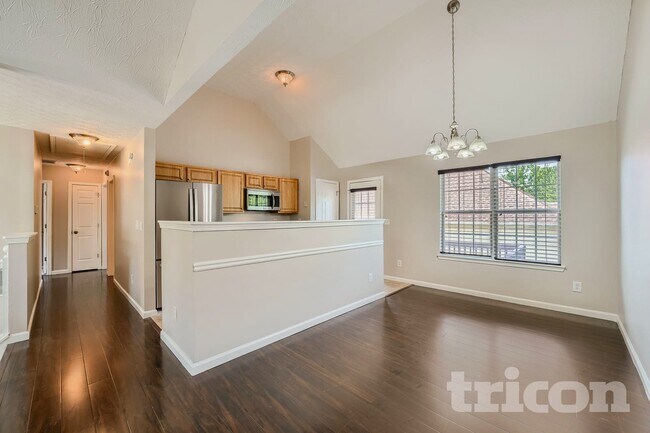 Building Photo - 3500 Silverton