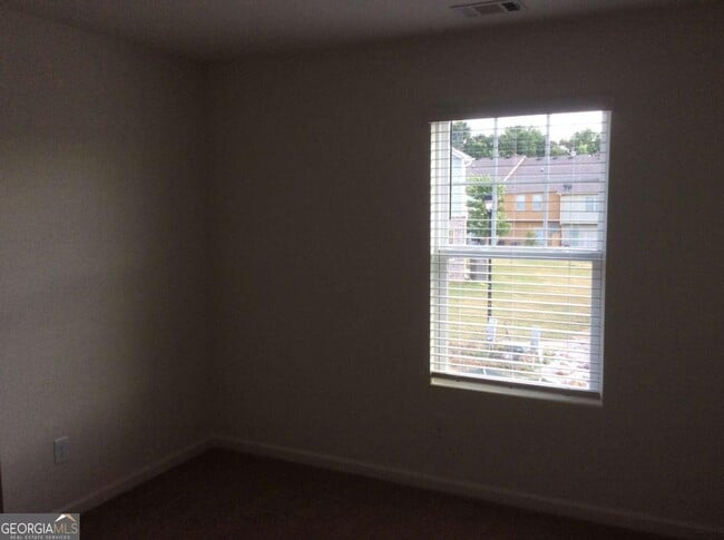 Building Photo - 1627 Larkspur Trl