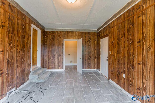 Building Photo - 4328 Barry St NW