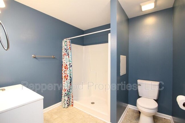 Building Photo - 407 Soft Breezes Ln