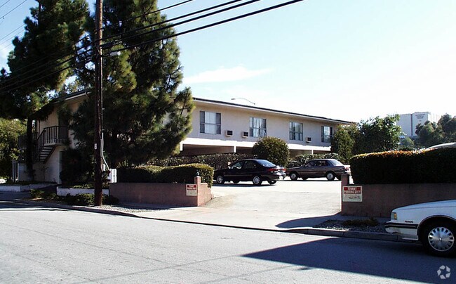 Alternate view - Grossmont Pines Apartments