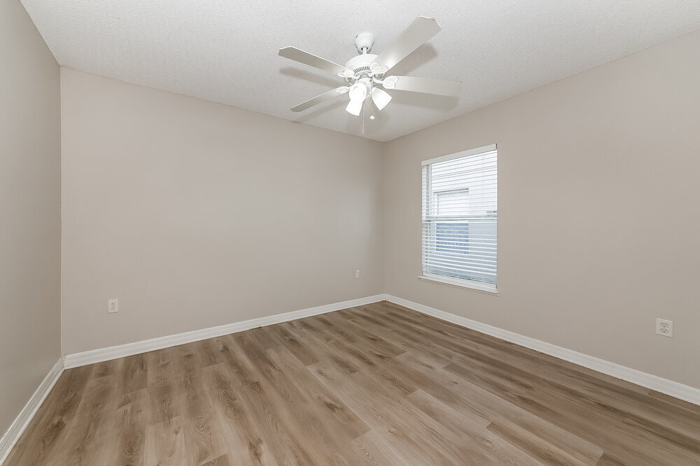 Building Photo - 1023 Brenton Leaf Dr