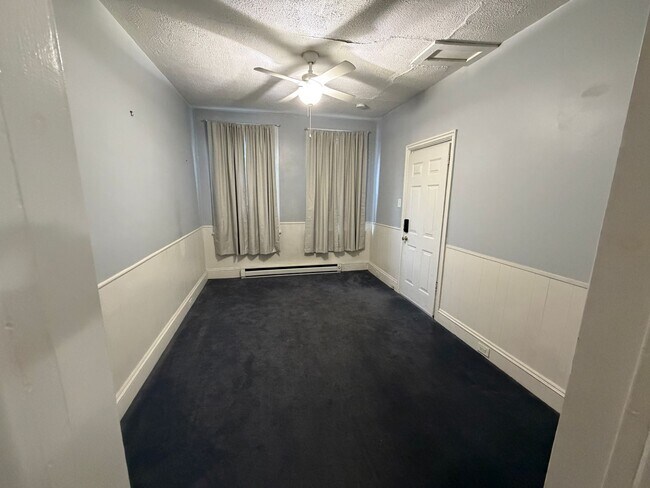 Building Photo - 49 S Bedford St