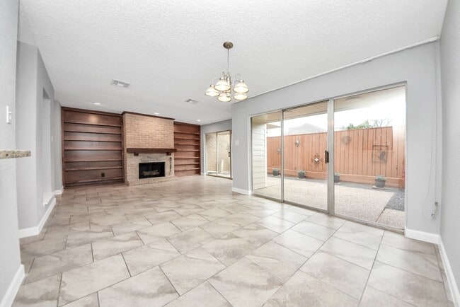 Building Photo - 6306 S Rice Ave