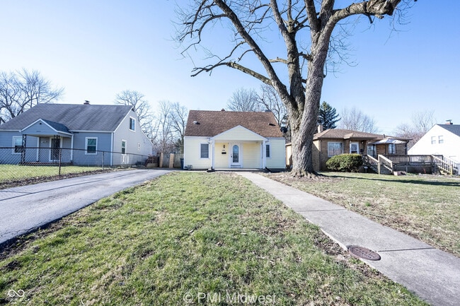 Primary Photo - 4565 Brookville Rd