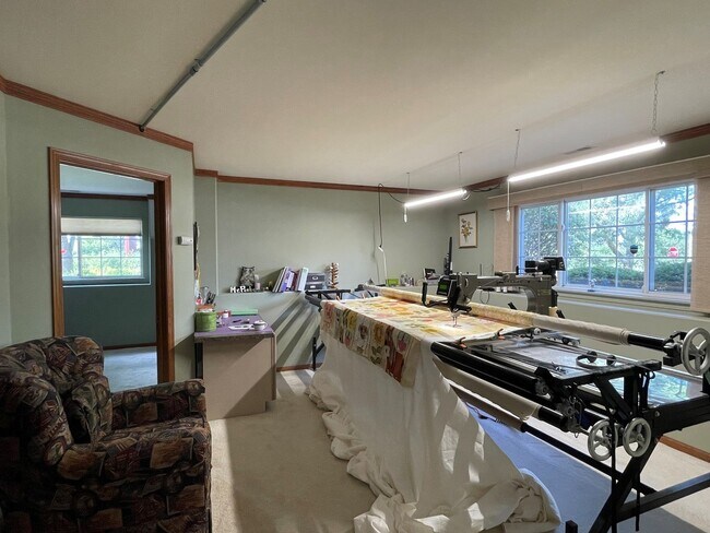 Building Photo - 2552 Hatfield Ct