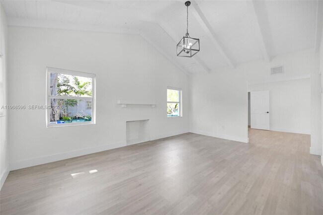 Building Photo - 503 NW 47th Terrace